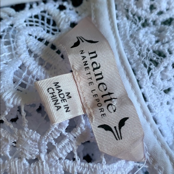 New white blouse - Picture 6 of 8